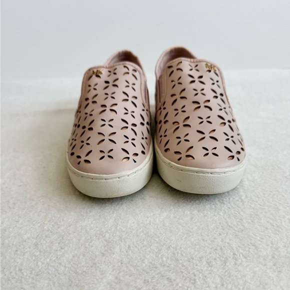 Michael Kors Light Pink Sip-on Sneakers Floral Cutout Size 7.5 - Picture 7 of 10